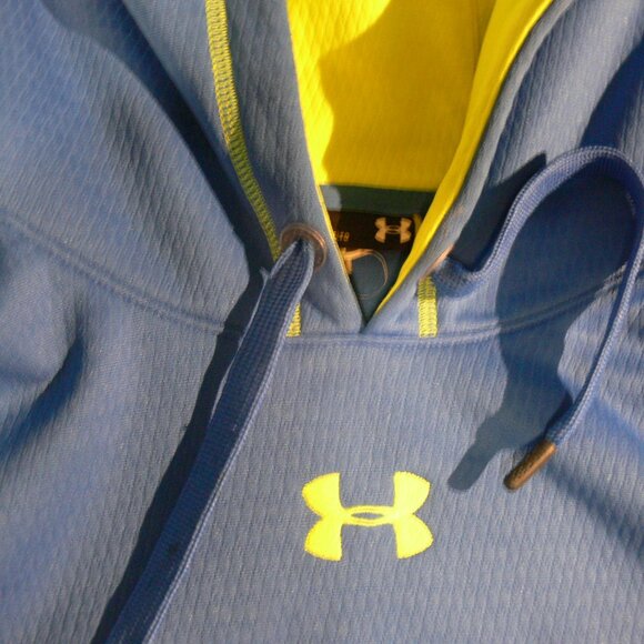 UNDER ARMOUR HOODY,PULL-OVER HOODY SIZE LARGE - Picture 2 of 3